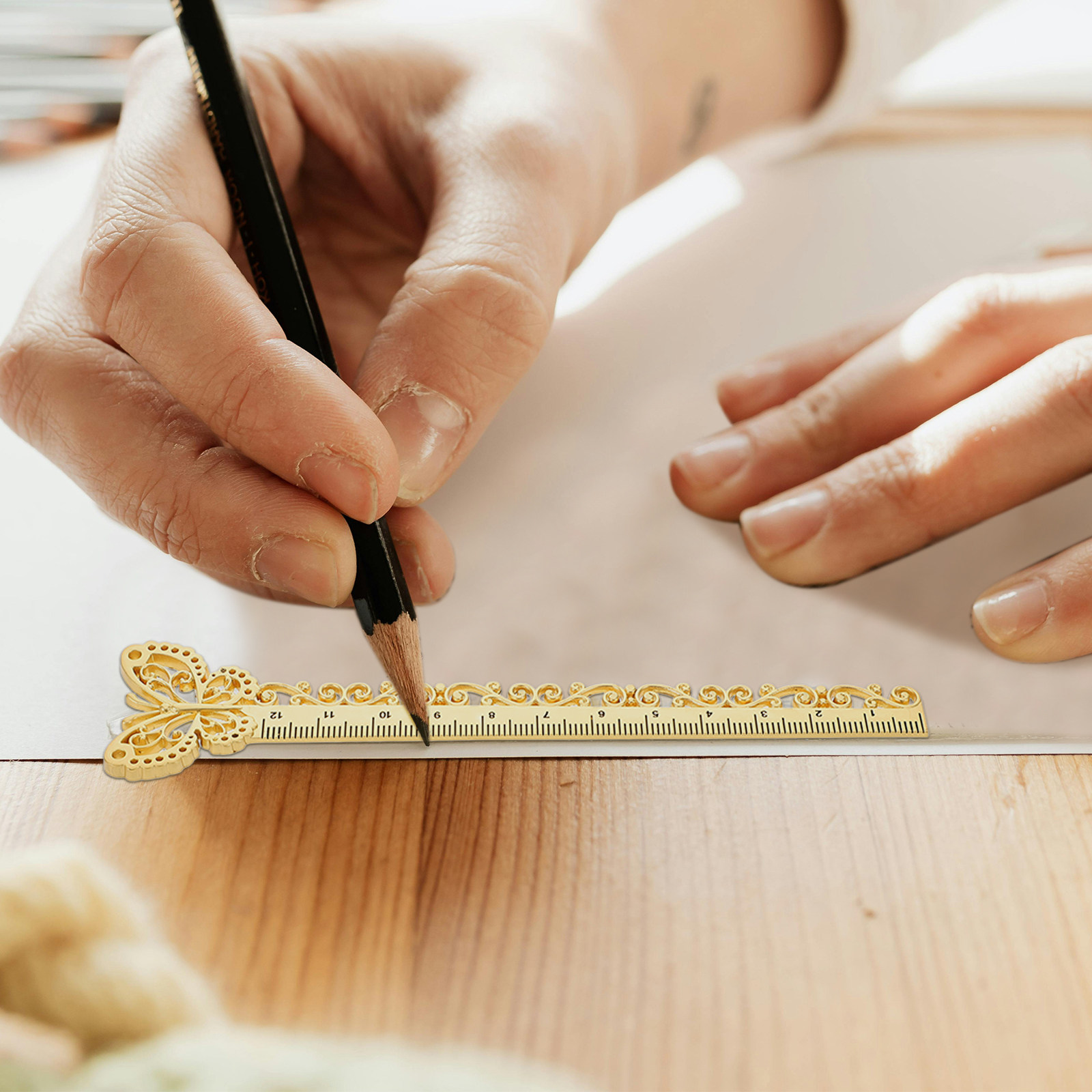 Alloy Bookmark Ruler Hollow Me - Stationery Books recension och pris